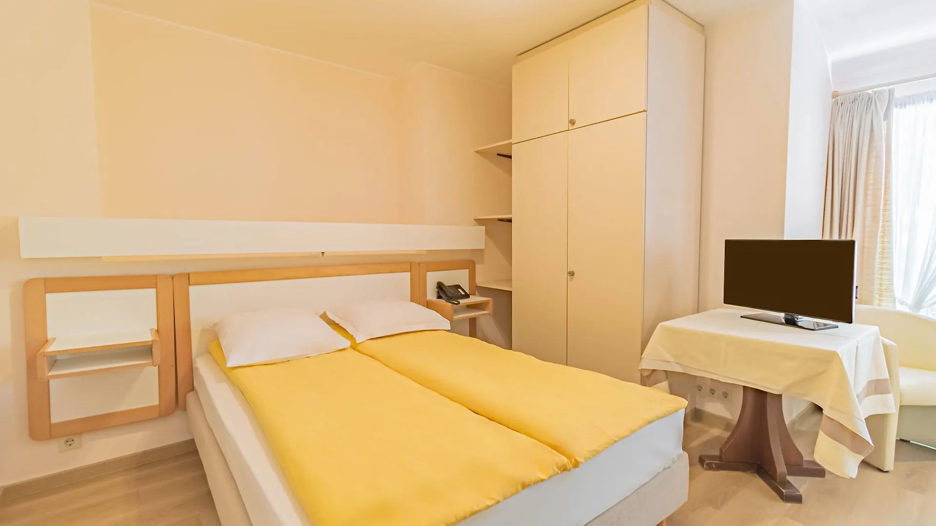 ***  Hotel Le Postillon Esch-sur-Sure Luxembourg