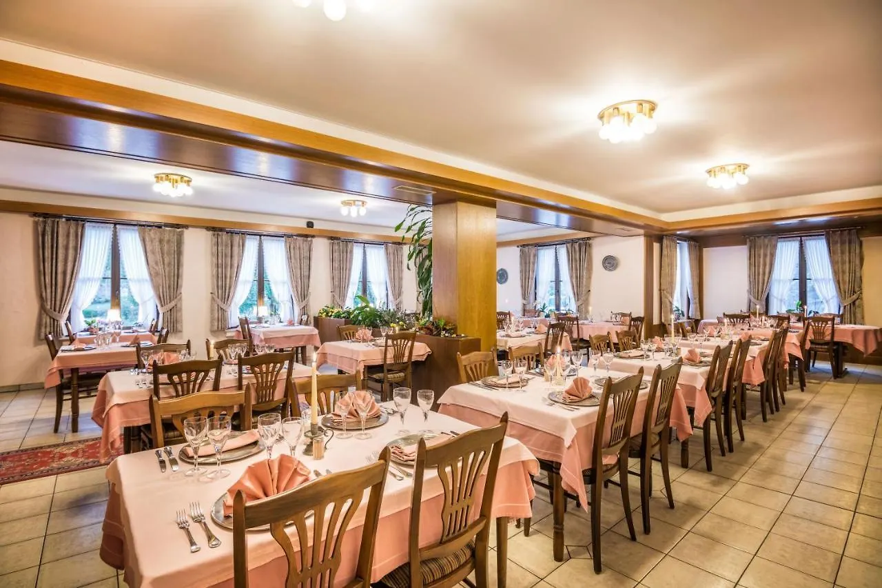 Hotel Le Postillon Esch-sur-Sure 3*,  Luxembourg